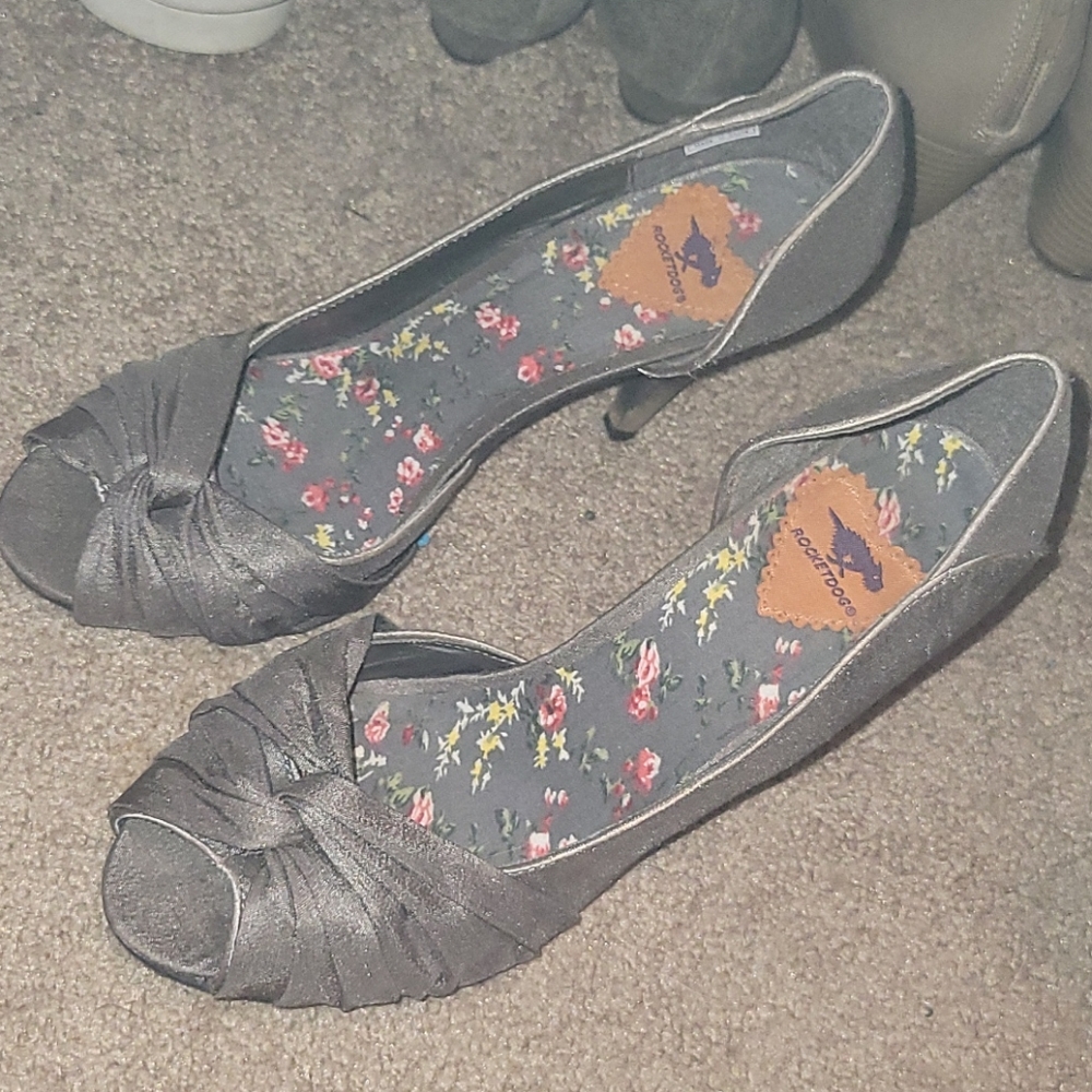 Rocketing Gray Dress Shoes